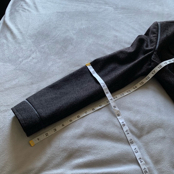 Escada wool blend dark grey blazer, size 38 - Picture 12 of 12